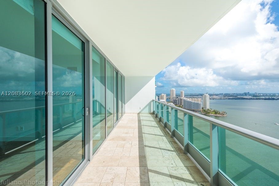 1331 Brickell Bay Dr 3505