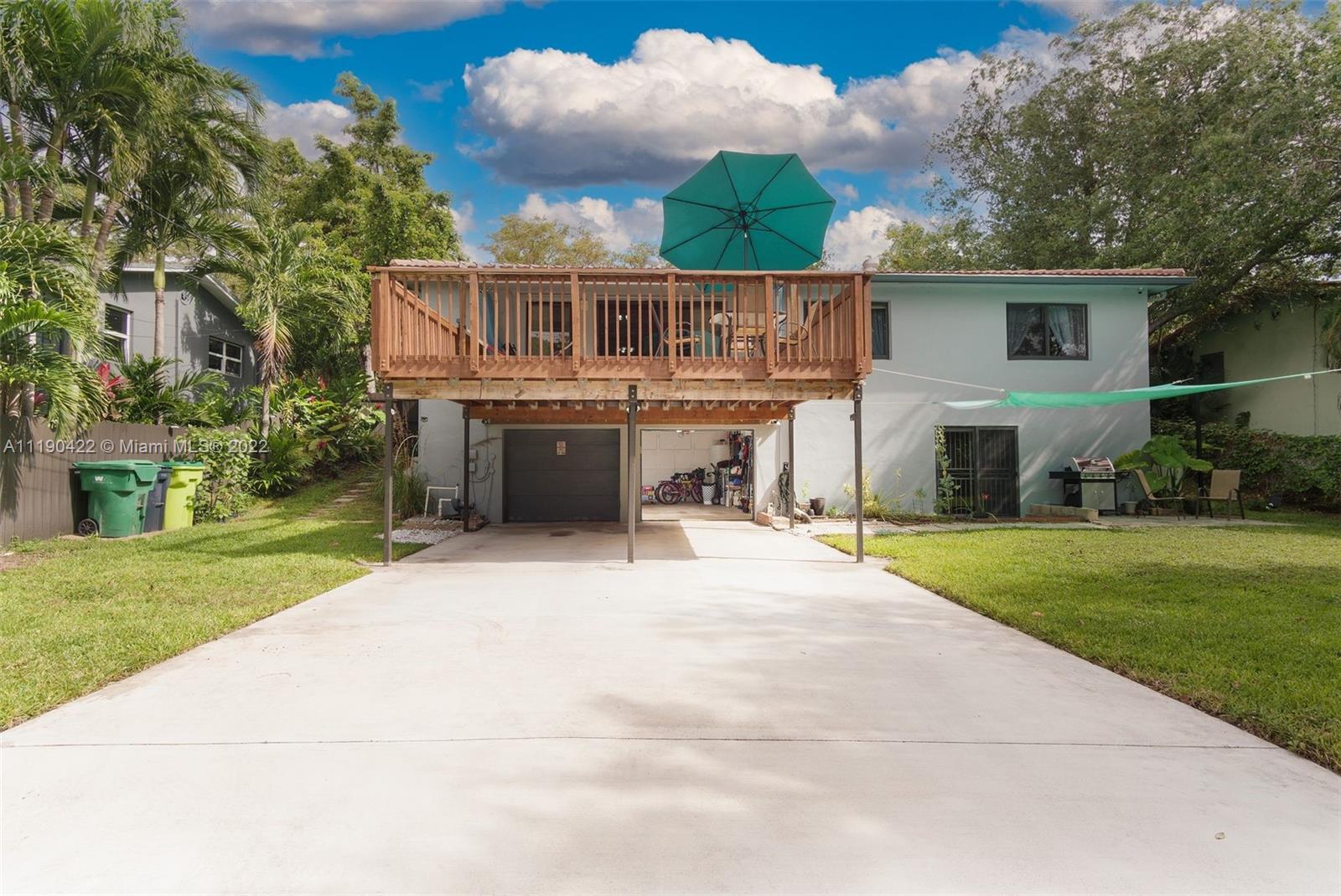 GLENDALE MANOR - Residential