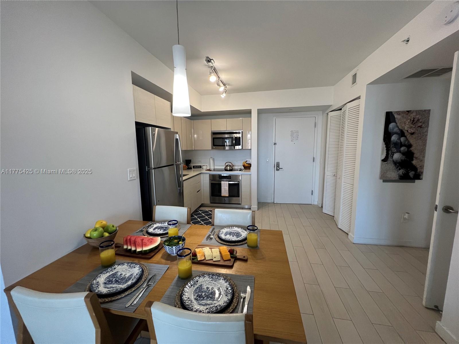 BEACHWALK CONDOMINIUM - Residential