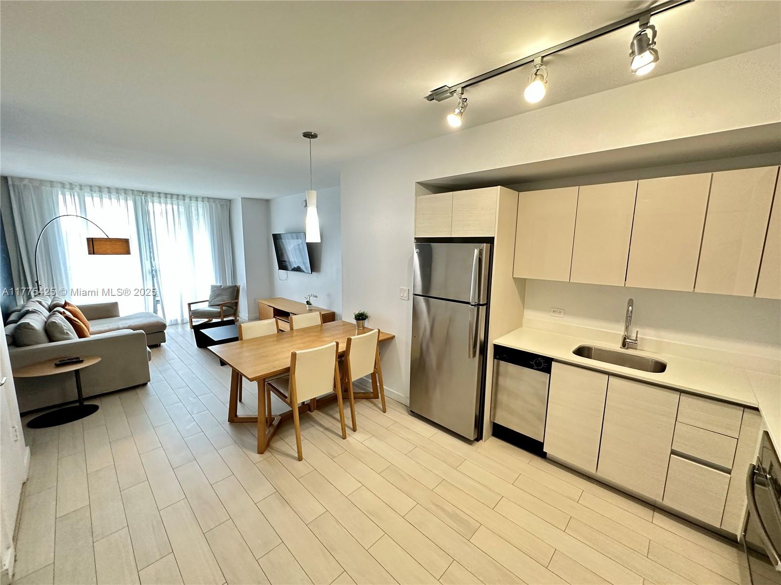 BEACHWALK CONDOMINIUM - Residential