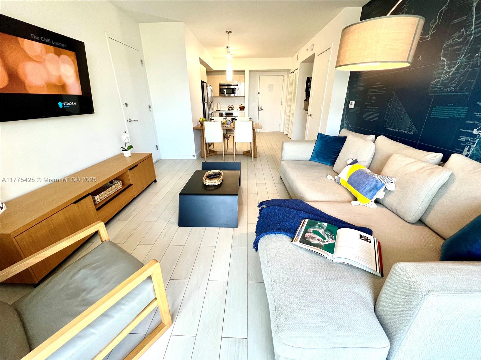 BEACHWALK CONDOMINIUM - Residential