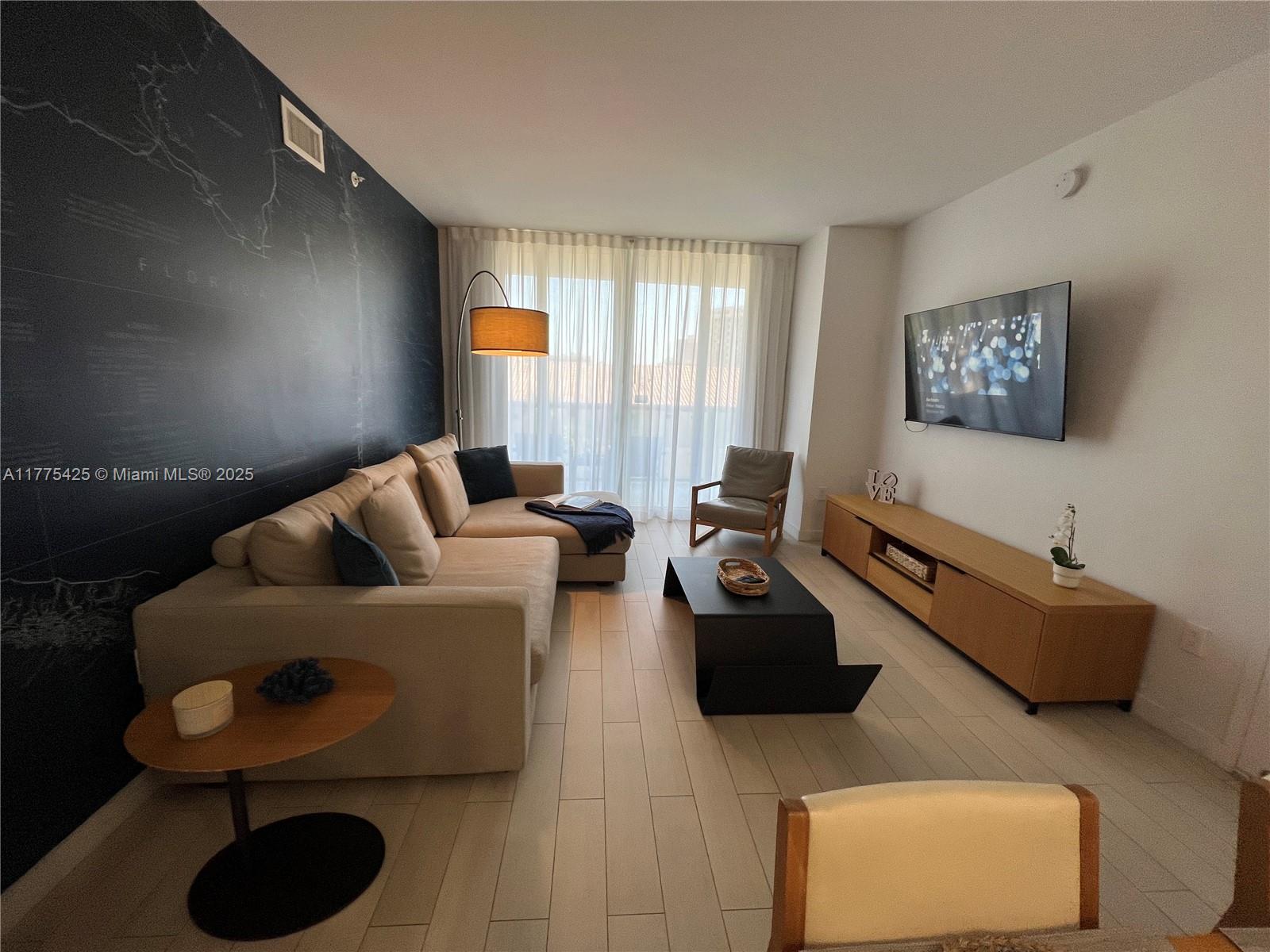 BEACHWALK CONDOMINIUM - Residential