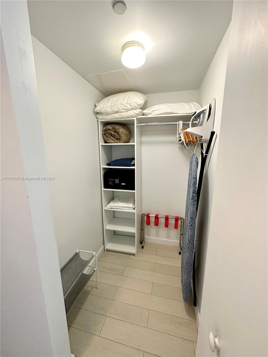 BEACHWALK CONDOMINIUM - Residential