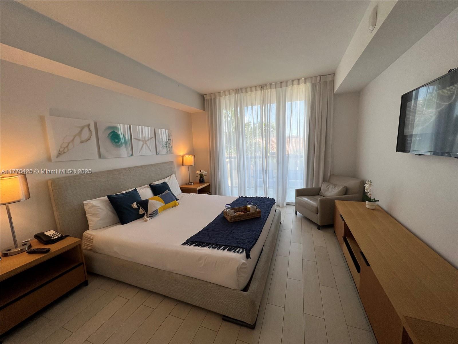 BEACHWALK CONDOMINIUM - Residential