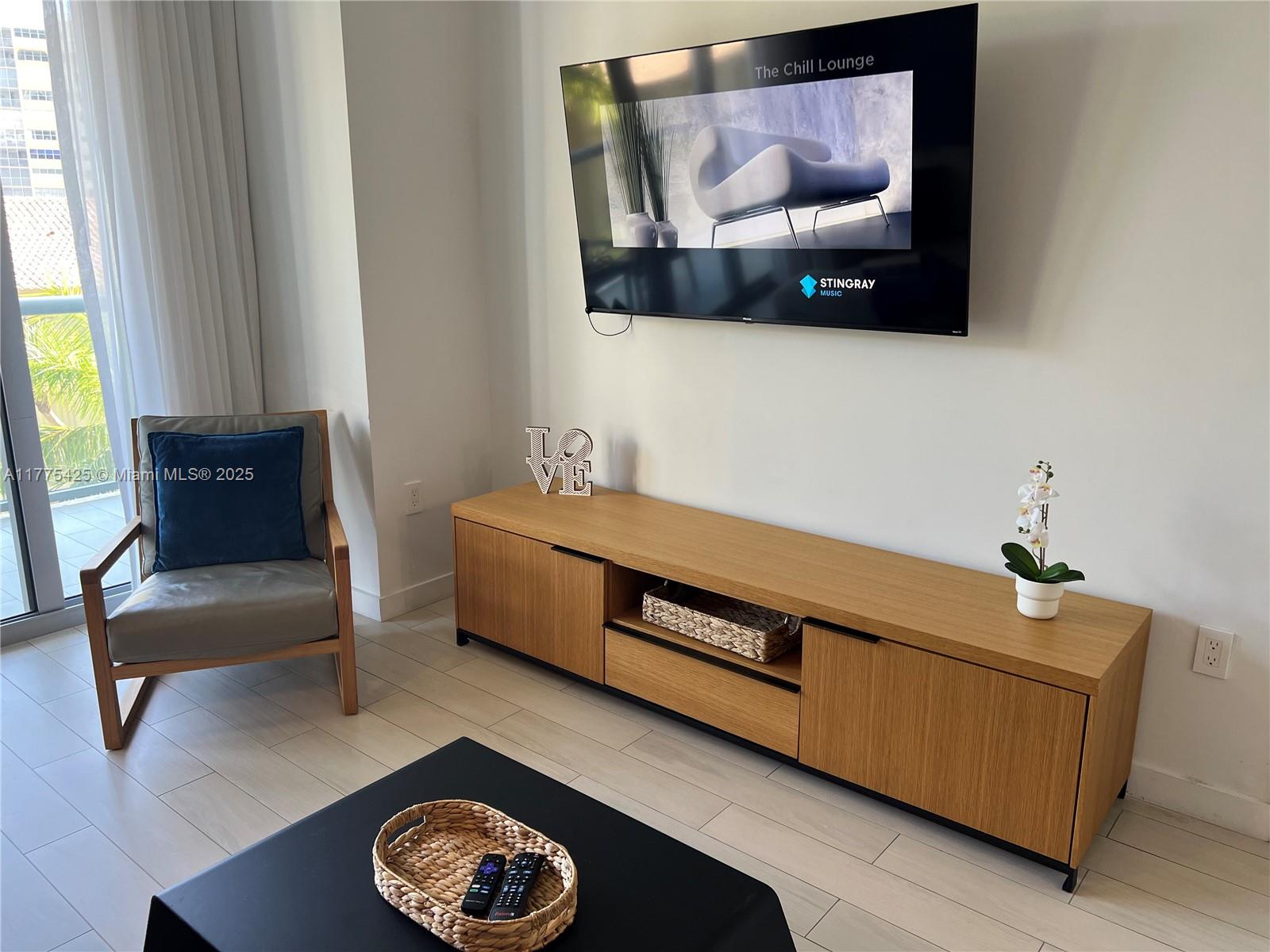 BEACHWALK CONDOMINIUM - Residential