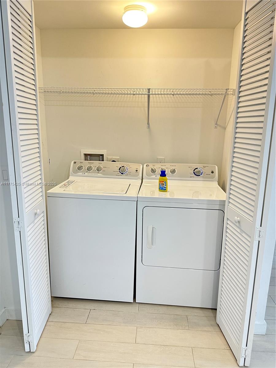 BEACHWALK CONDOMINIUM - Residential