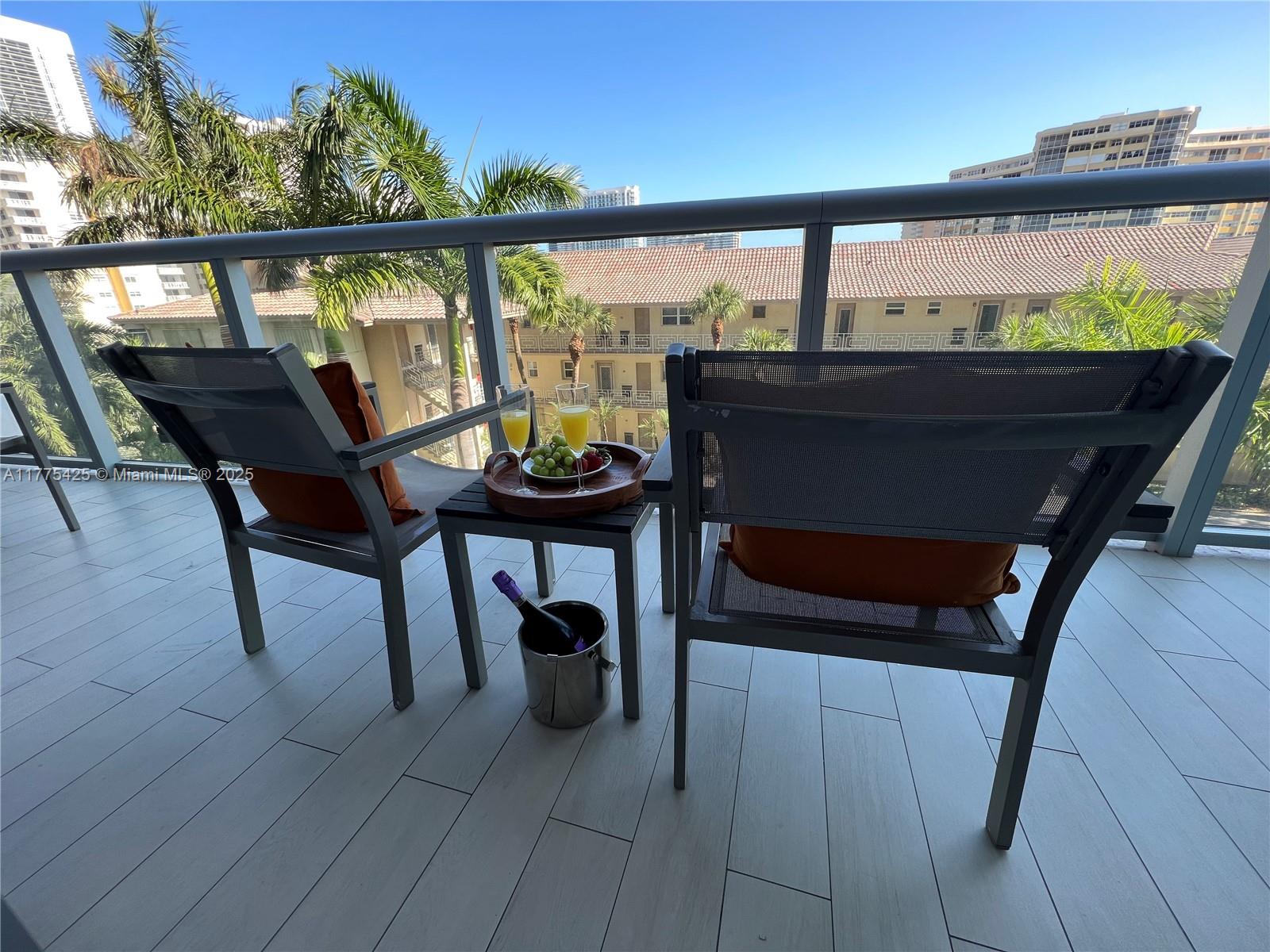 BEACHWALK CONDOMINIUM - Residential