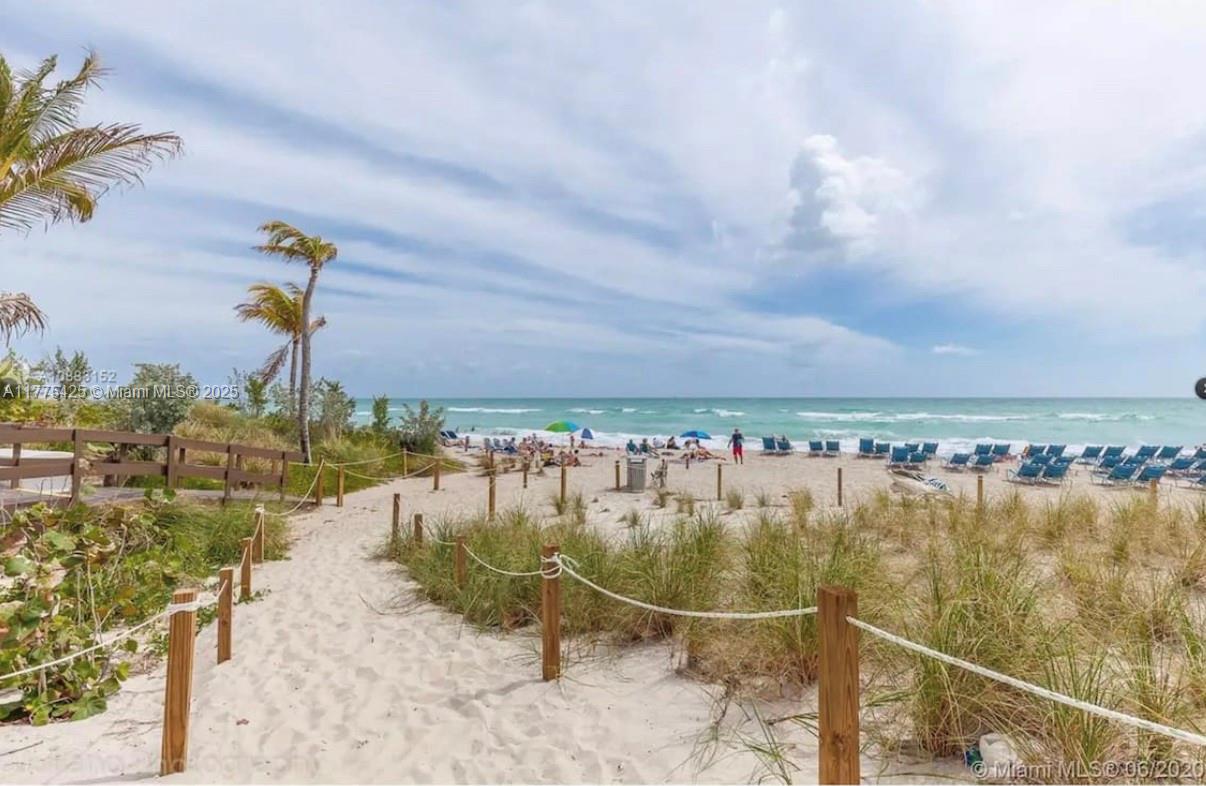 BEACHWALK CONDOMINIUM - Residential