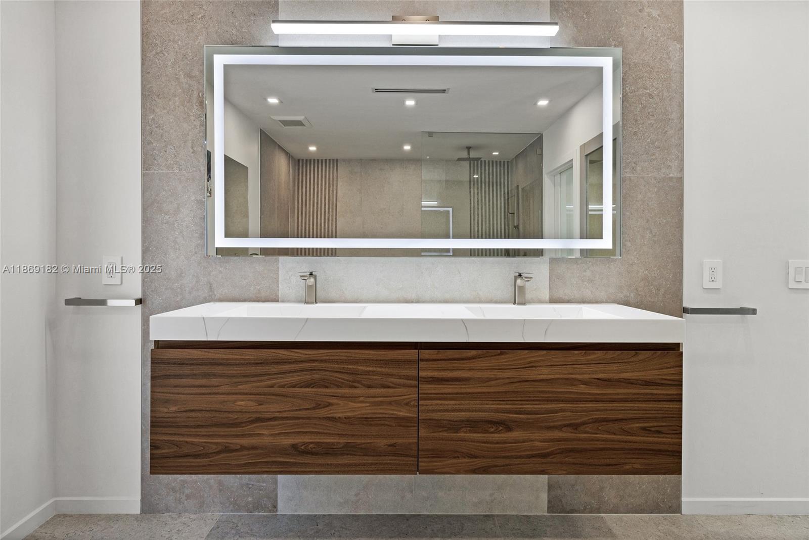 C GAB COUNTRY CLUB SEC 5 - Residential