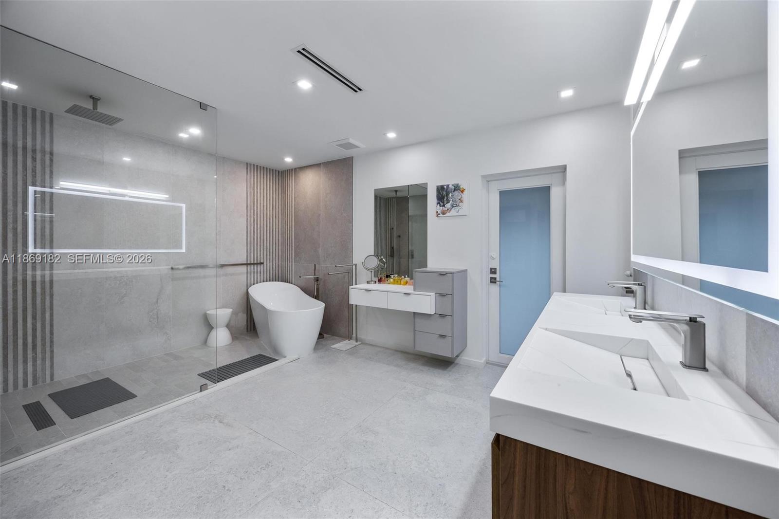 C GAB COUNTRY CLUB SEC 5 - Residential