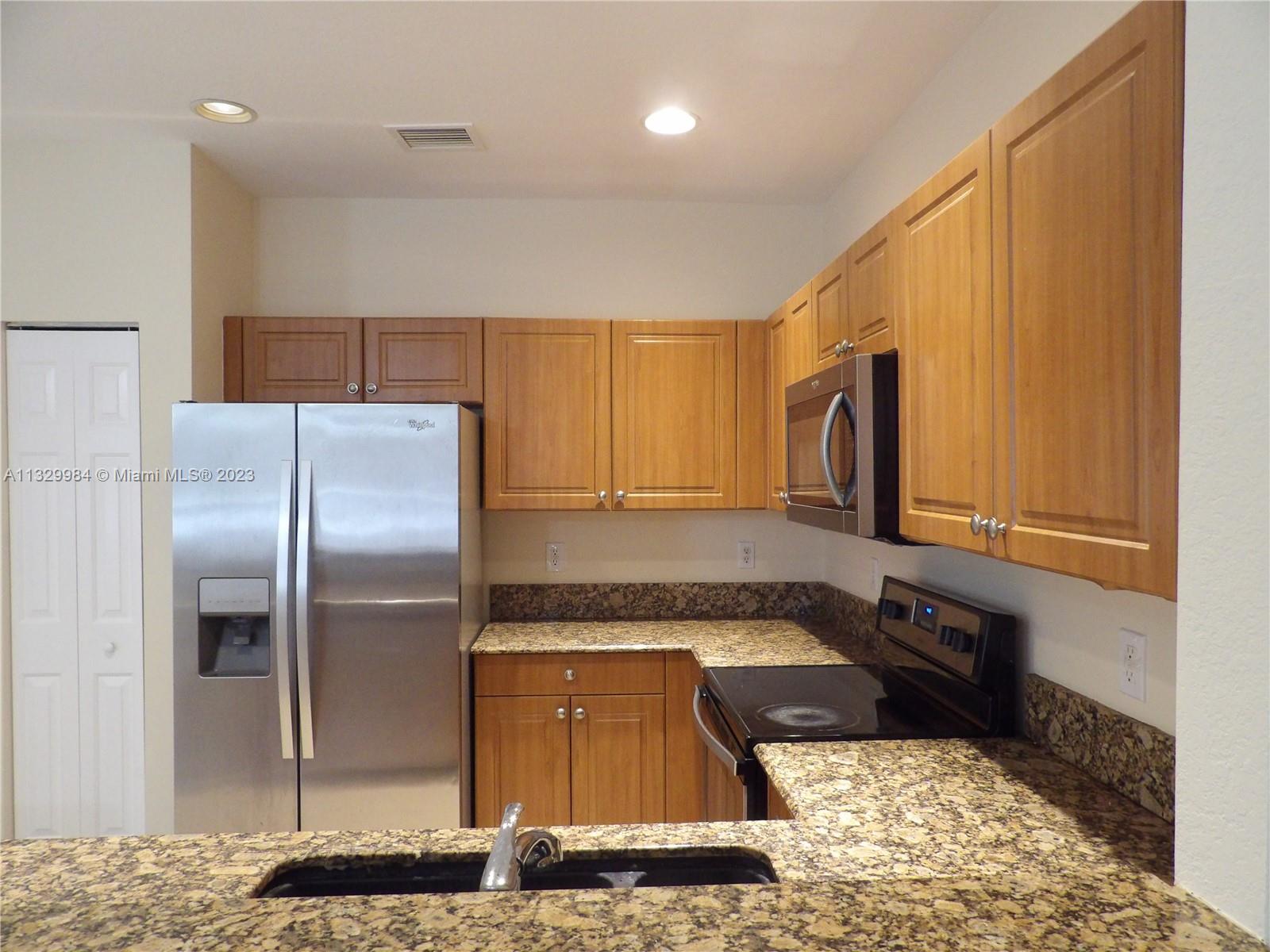 Photo 21 of 32 of 8267 SW 29th St 105 townhome