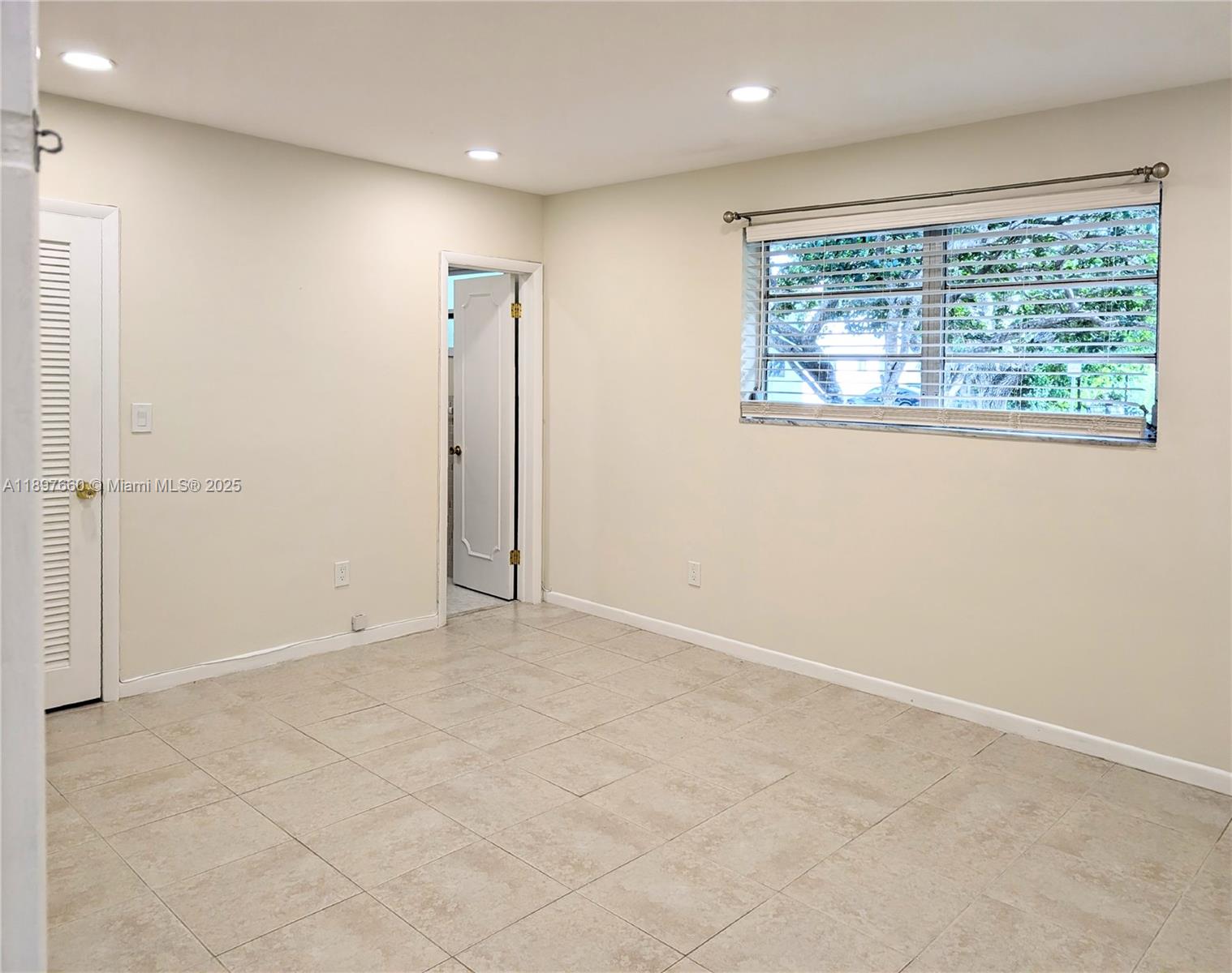 CG RIVIERA SEC 3 REV - Residential Lease