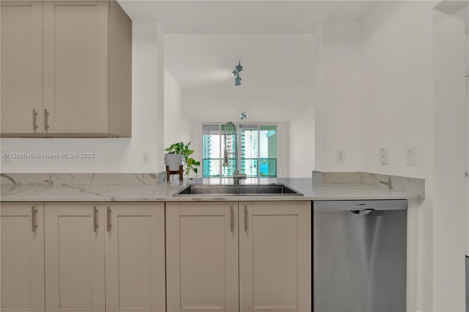 AVENTURA MARINA CONDO NUM - Residential Lease