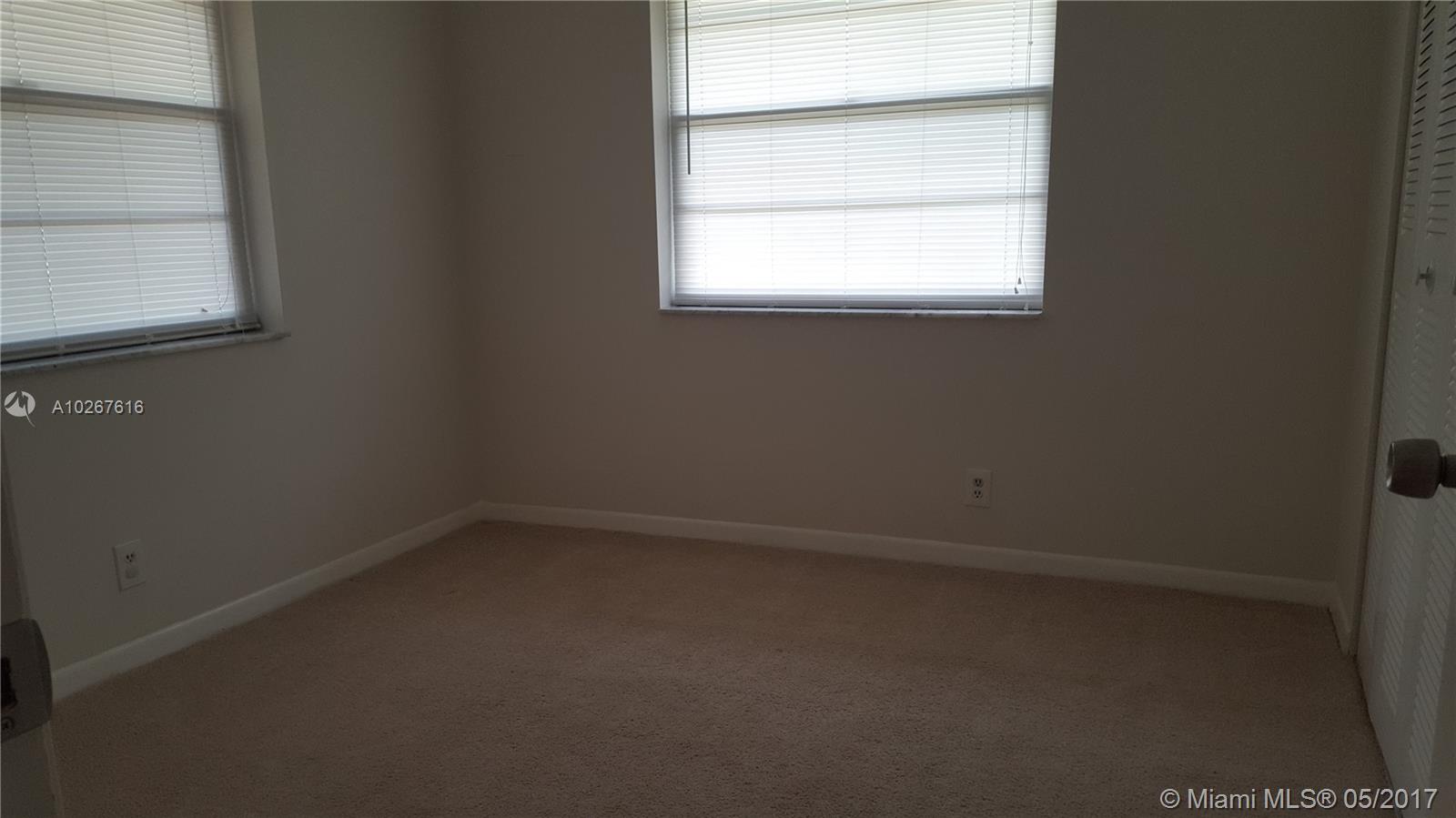 PALM VILLAGE CONDO - Residential Lease