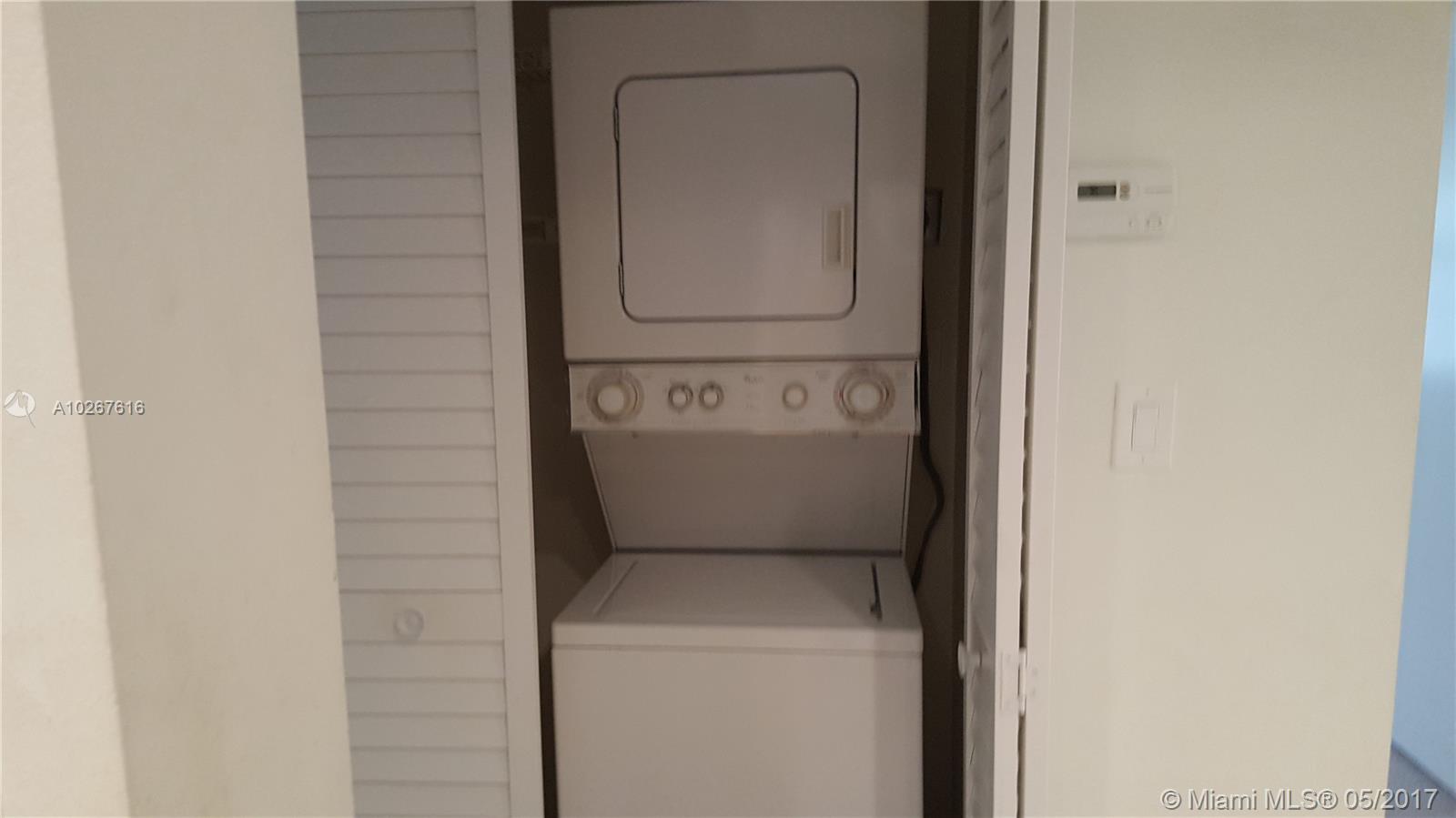 PALM VILLAGE CONDO - Residential Lease