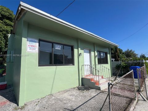 2169 NW Flagler Ter Miami FL 33125