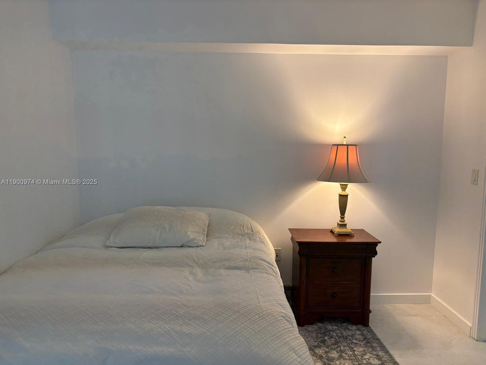 METROPOLIS I AT DADELAND - Residential Lease