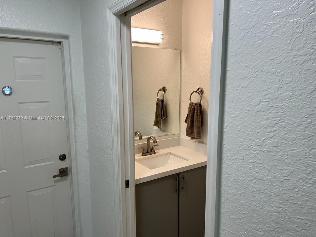 KEY LARGO TOWNHOMES CONDO - Residential