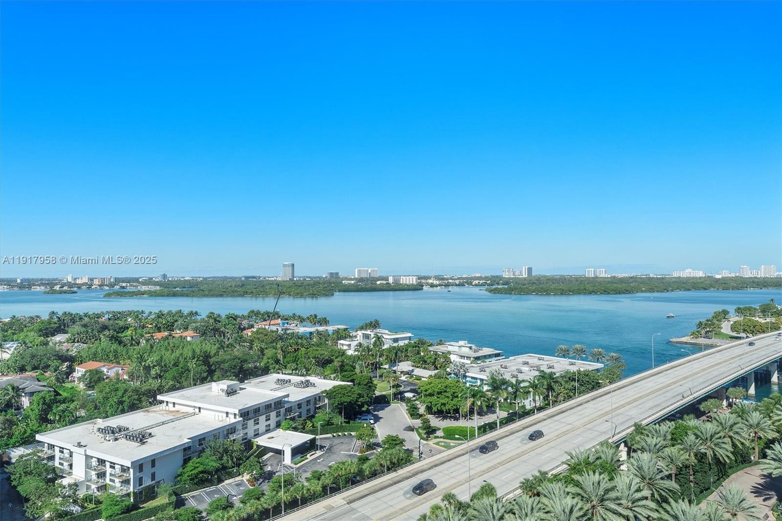 HARBOUR HOUSE - Residential