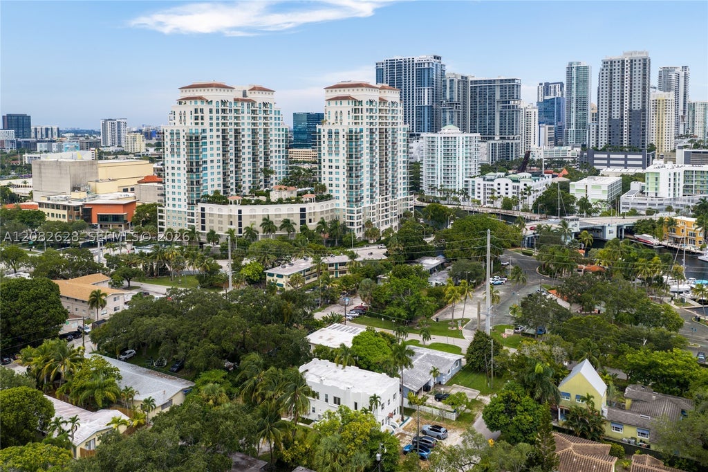 Photo of 709 SW 4th Ct #3, Fort Lauderdale, FL 33315 (MLS # A12082628)