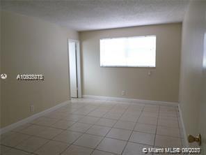 HOLLYWOOD PARK - Residential Lease