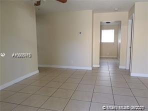HOLLYWOOD PARK - Residential Lease