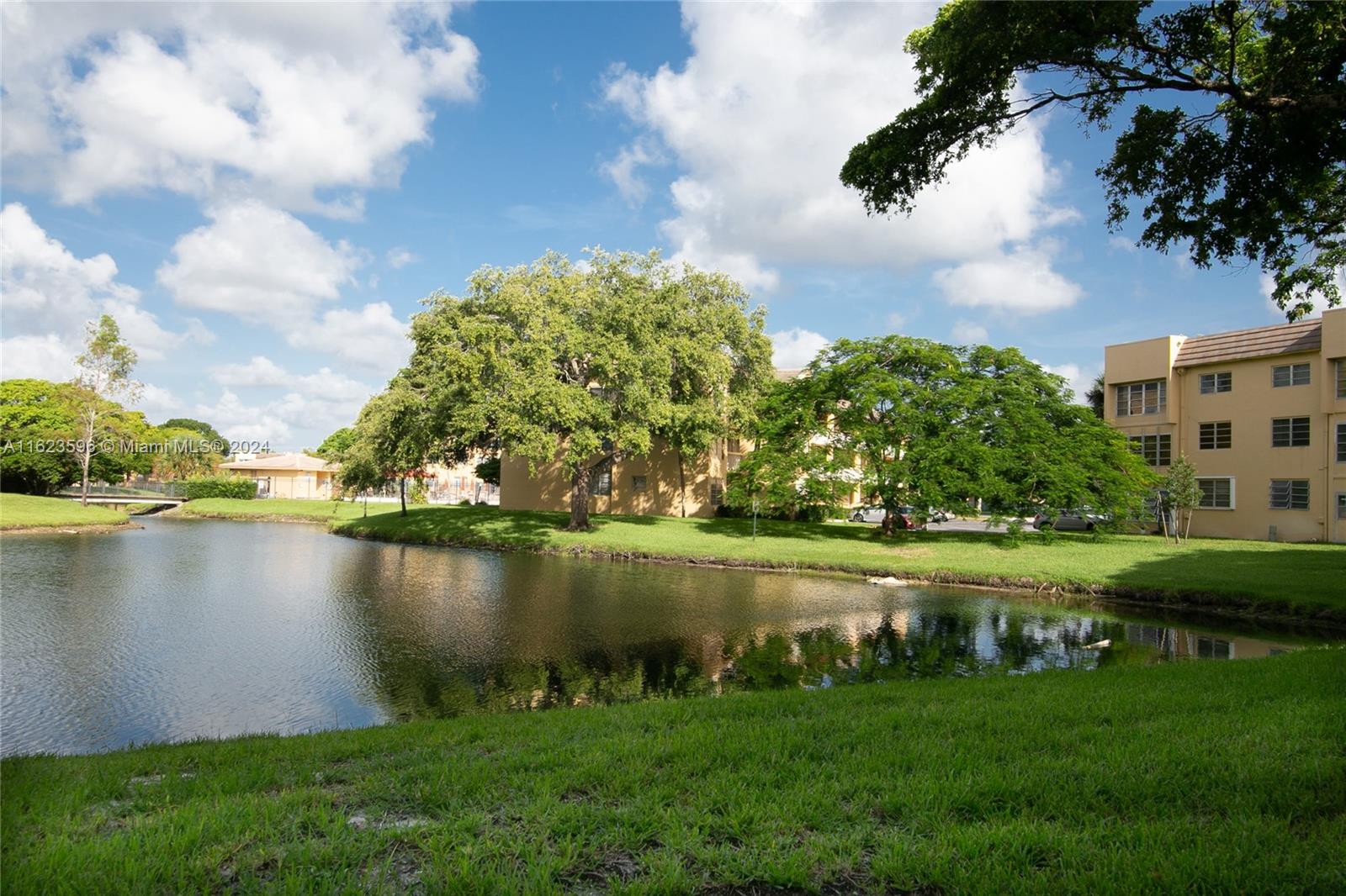 BERMUDA CLUB FOUR CONDO - Residential