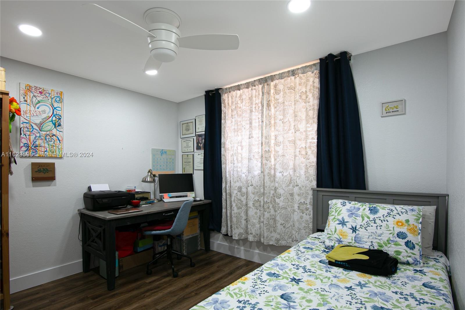 BERMUDA CLUB FOUR CONDO - Residential