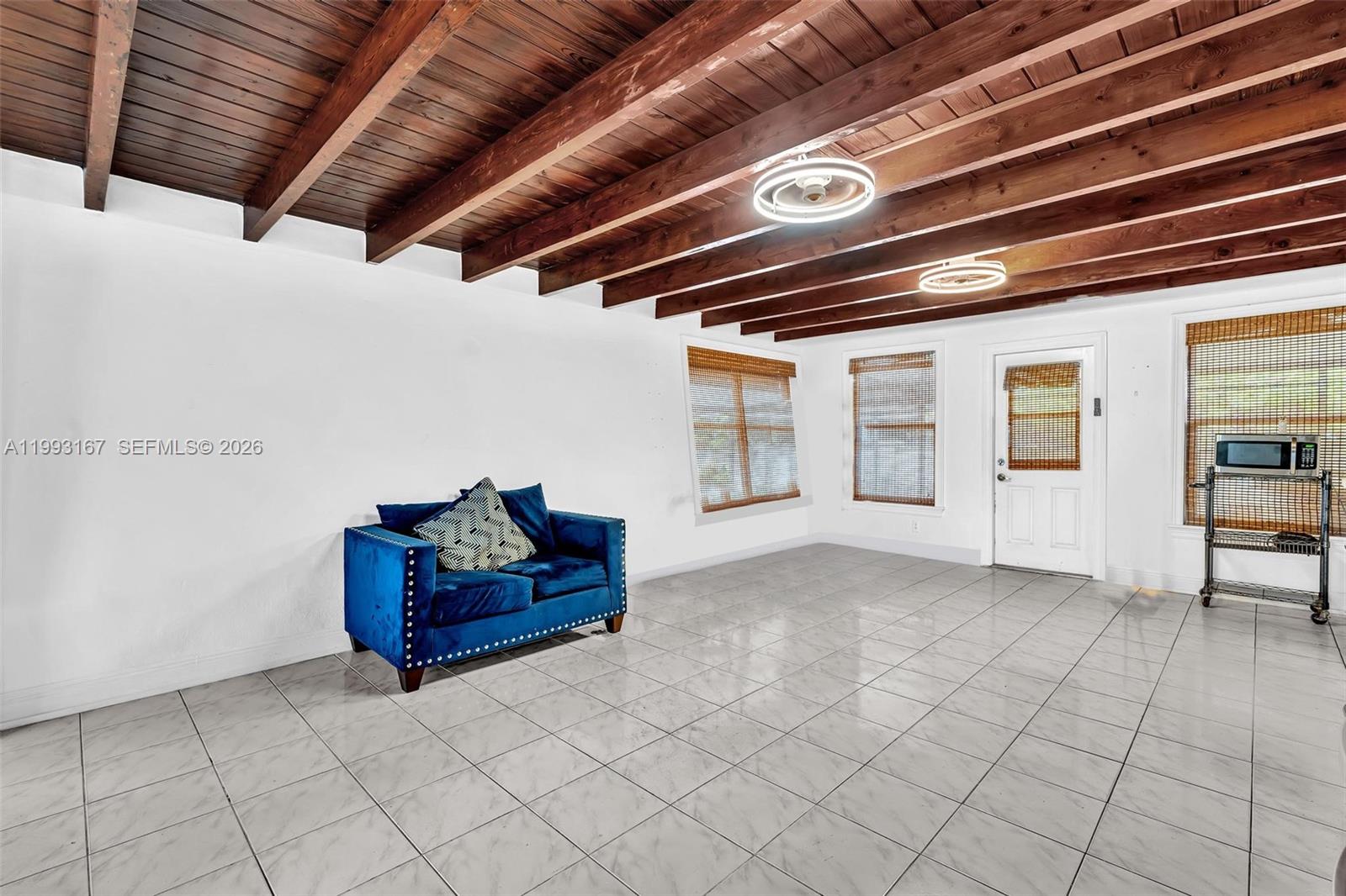 PALM SPRINGS AMD - Residential