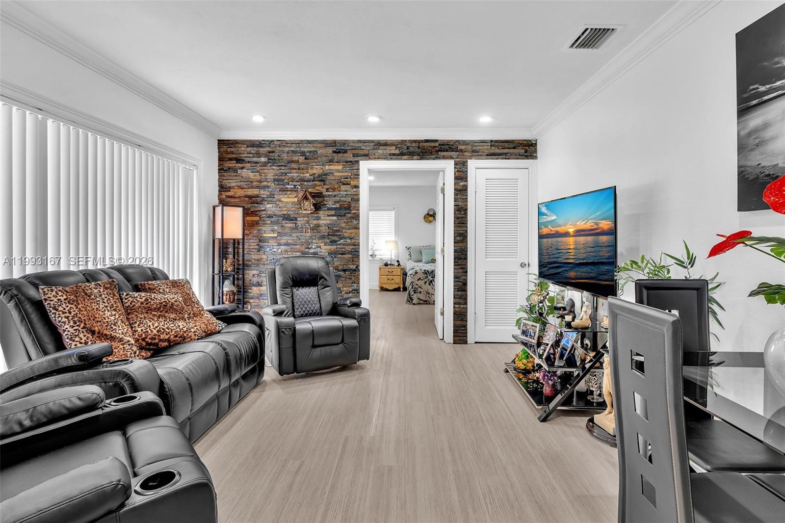 PALM SPRINGS AMD - Residential