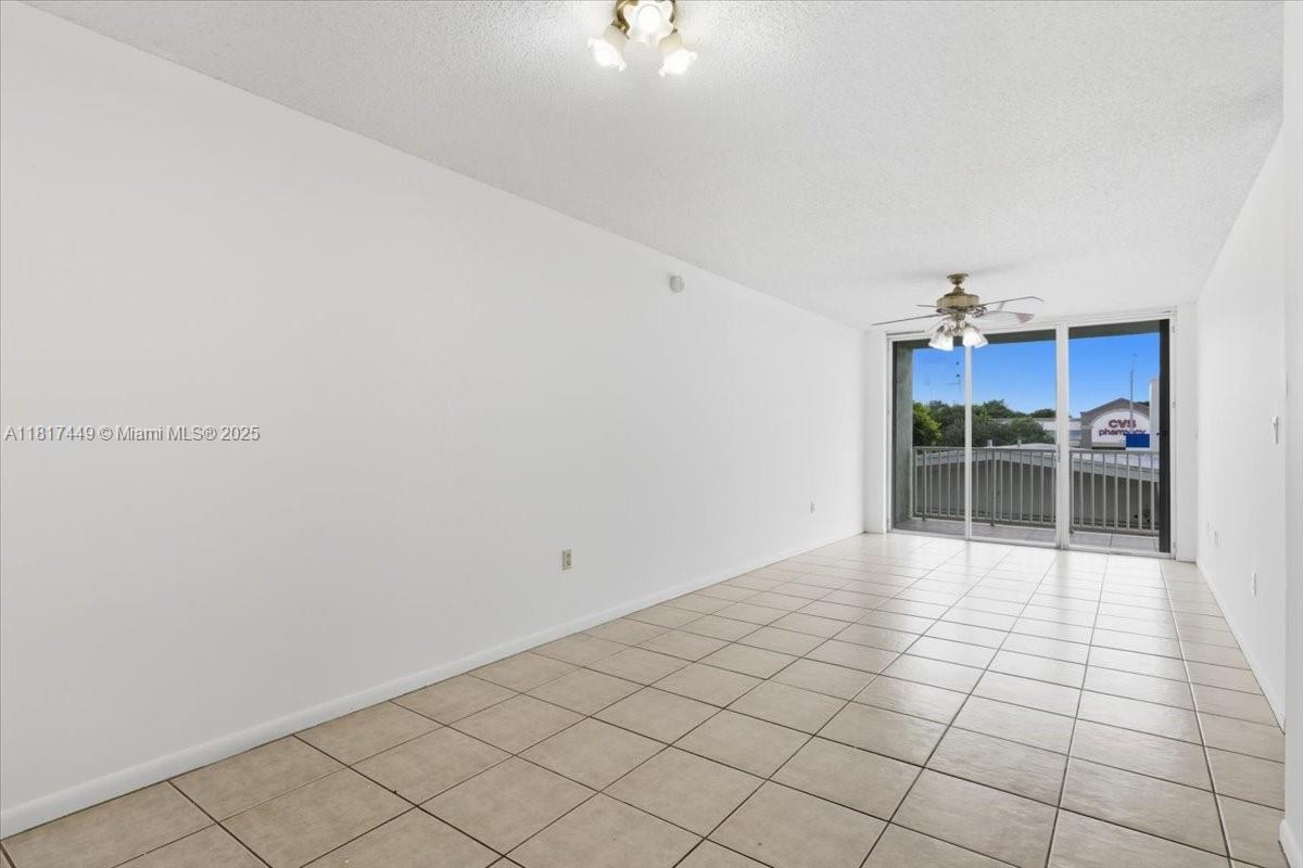 HIGHPOINT CONDO - Residential