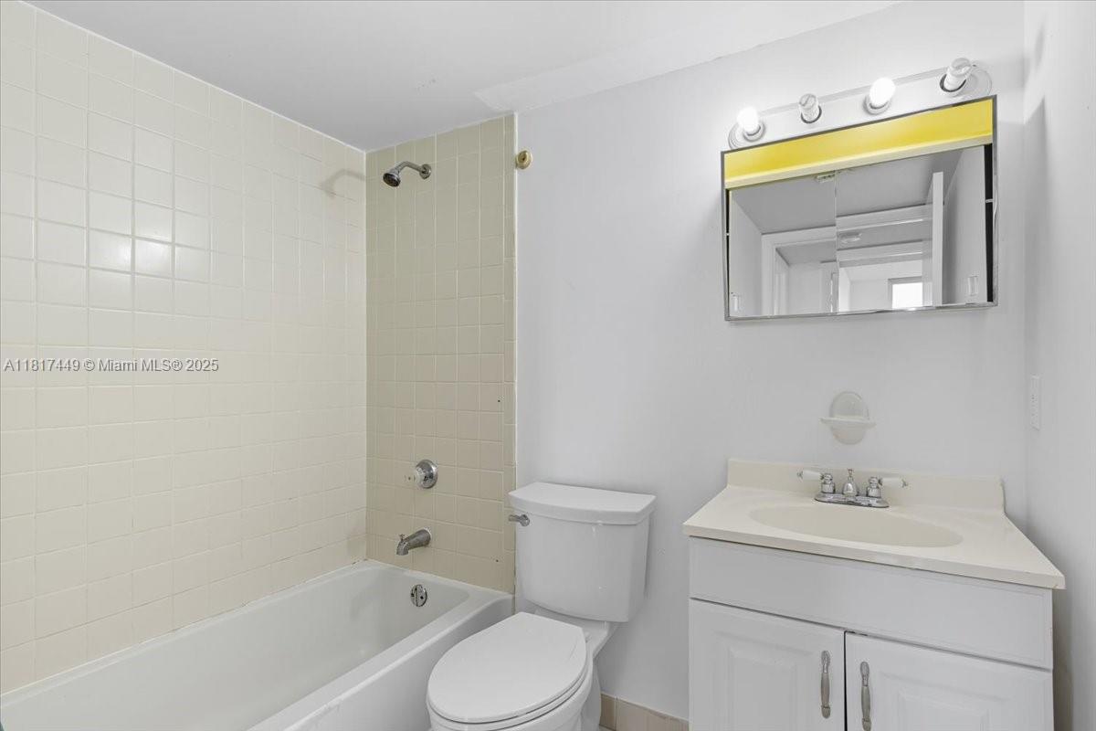 HIGHPOINT CONDO - Residential