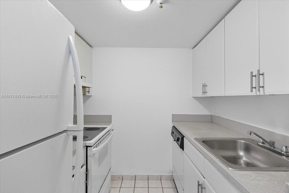 HIGHPOINT CONDO - Residential