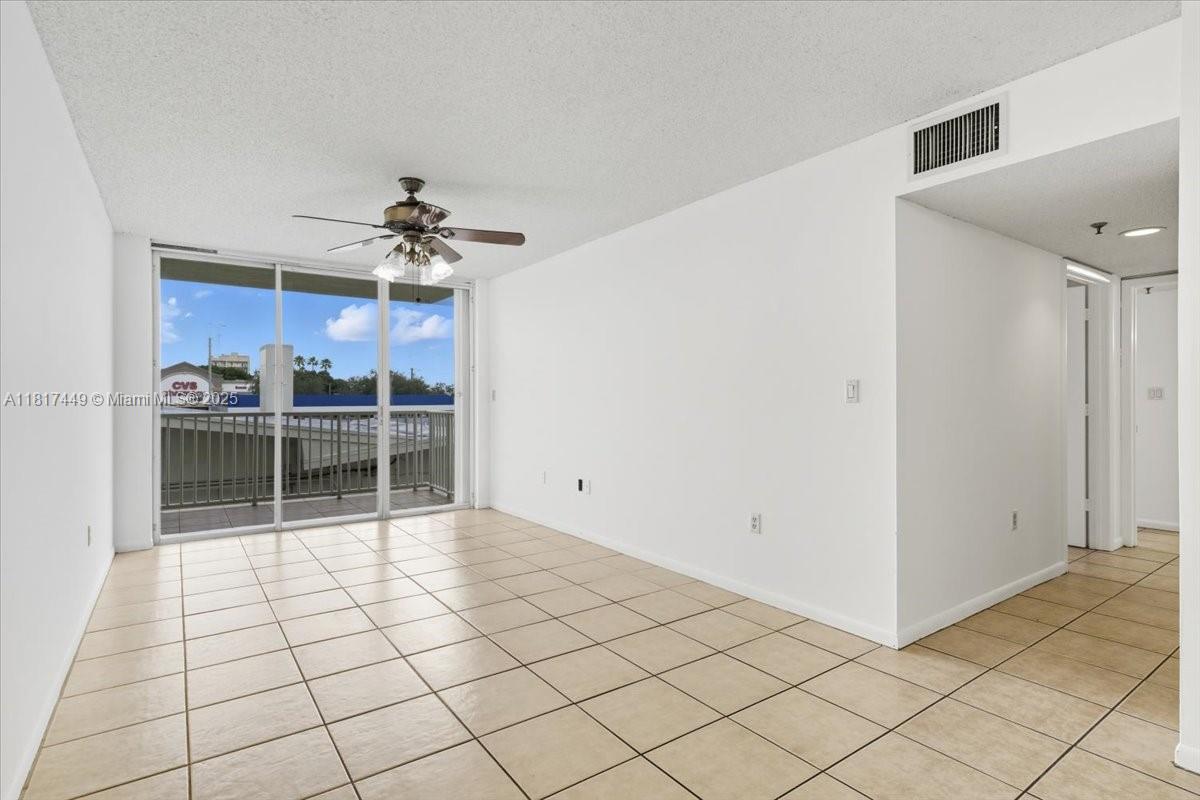 HIGHPOINT CONDO - Residential