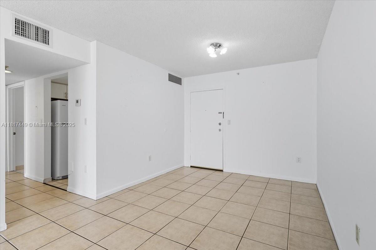 HIGHPOINT CONDO - Residential