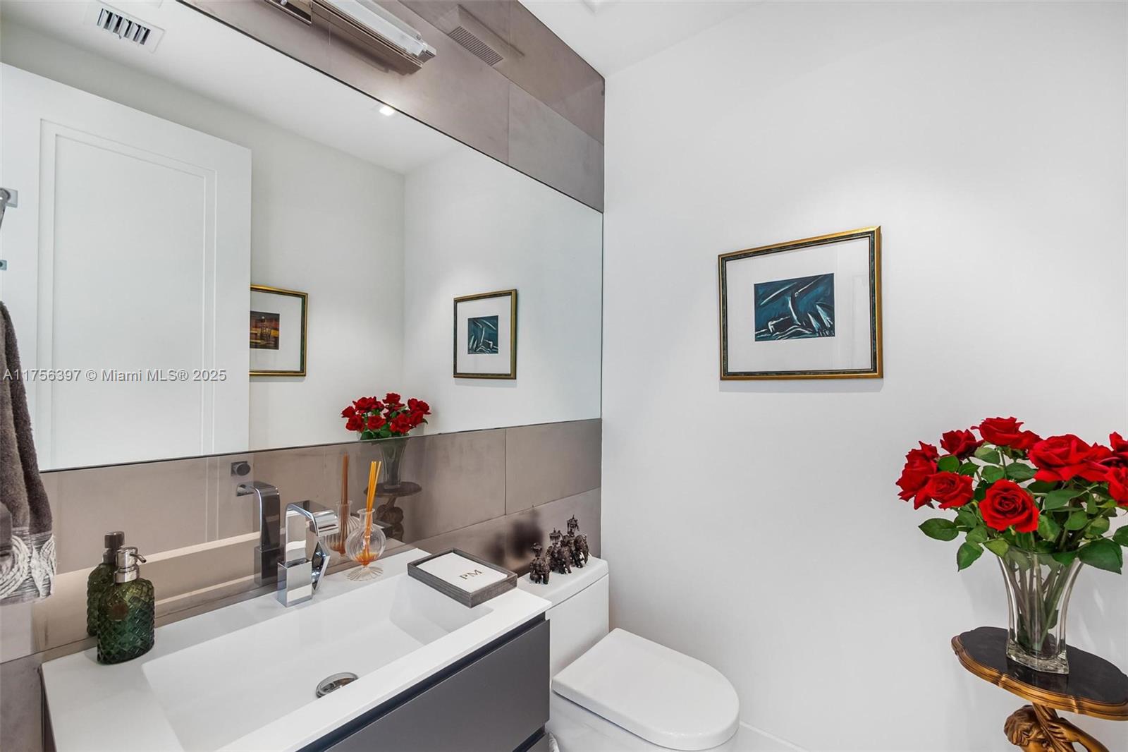 HIGH PINES REV PLAT OF 2N - Residential
