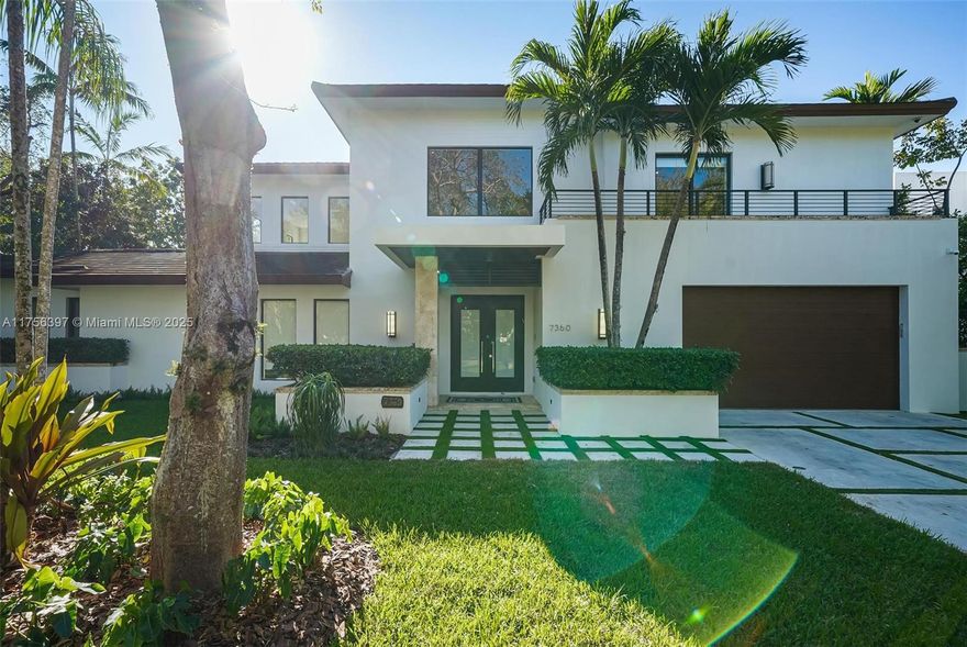 Prime High Pines location! This luxury contemporary home offers 6 beds, 6.5 baths, and impeccable design. Enjoy custom Mia Cucina cabinetry, Wolf & Sub-Zero appliances, Crestron smart home tech, custom closets, electric blinds, and a top-tier security system. The 12,500 sq. ft. lot features covered terraces, a pool, and lush landscaping. Inside, a welcoming foyer leads to a stunning double-height living room and a chef’s eat-in kitchen. Moments from Sunset Place, top dining, shopping, and top-tier schools, this home blends modern elegance with ultimate convenience.