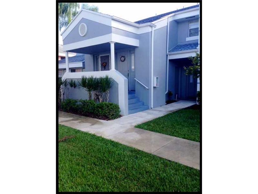 Charming 2/2 condo in Keys Gate. PLEASE SEND LAST 2 PAYSTUBS AND CREDIT REPORTS FOR ALL APPLICANTS OVER 18 WITH ALL CONTRACT TO LEASE OFFERS. Sorry, .