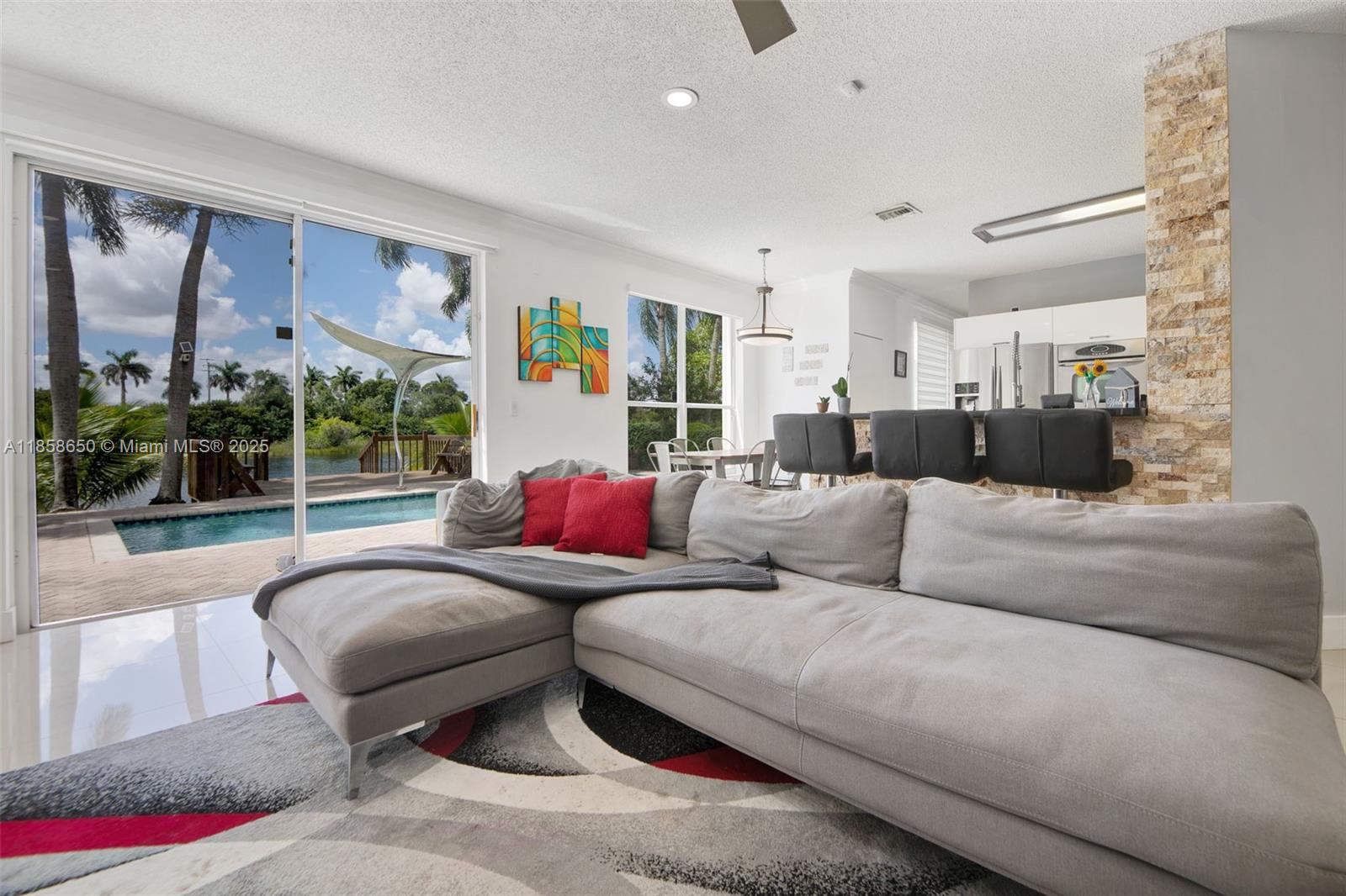 SILVER LAKES PHASE III - Residential