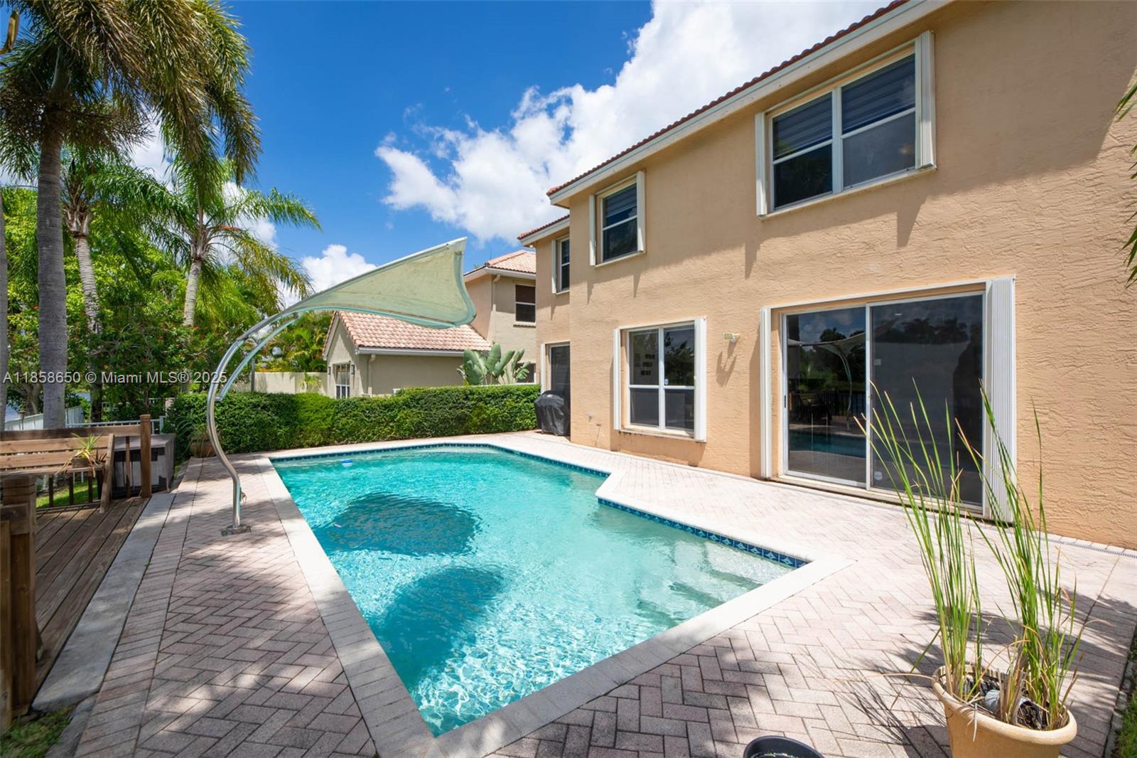 SILVER LAKES PHASE III - Residential