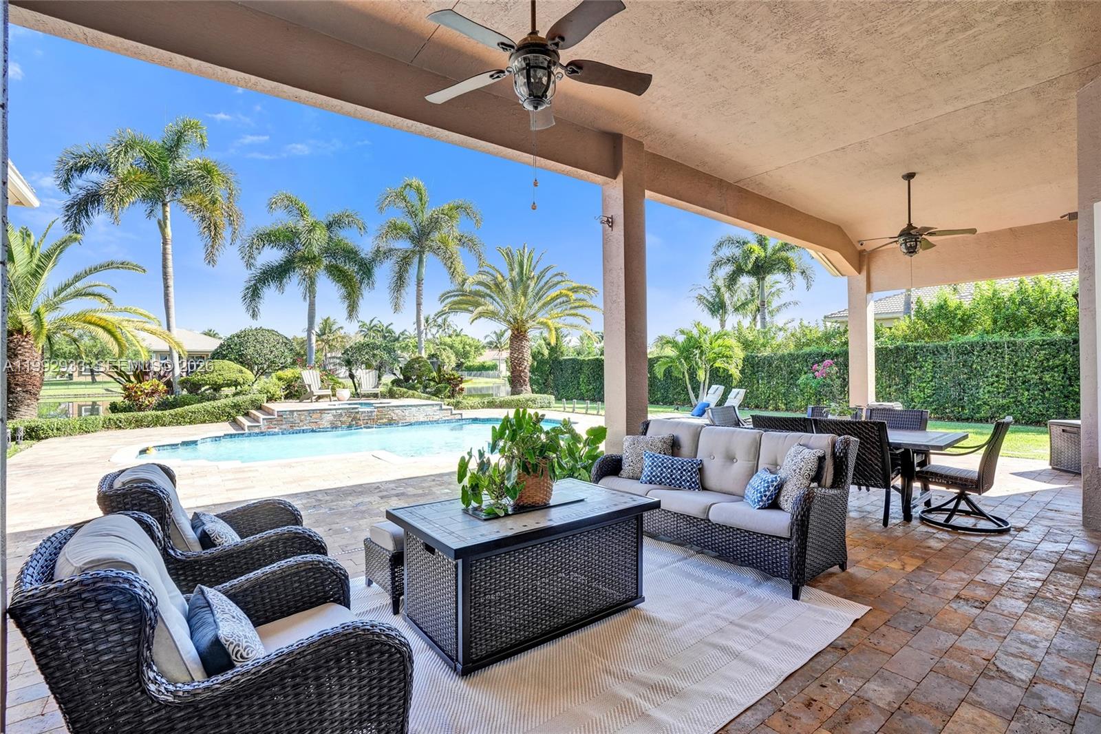 RIVERSTONE - Residential