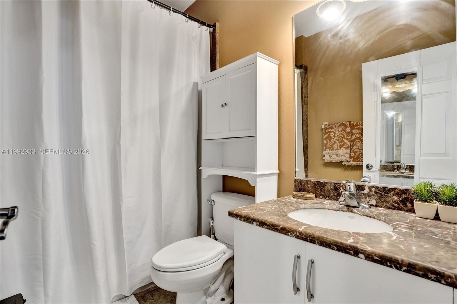 RIVERSTONE - Residential