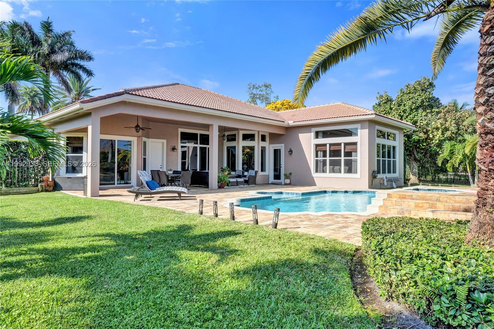 RIVERSTONE - Residential