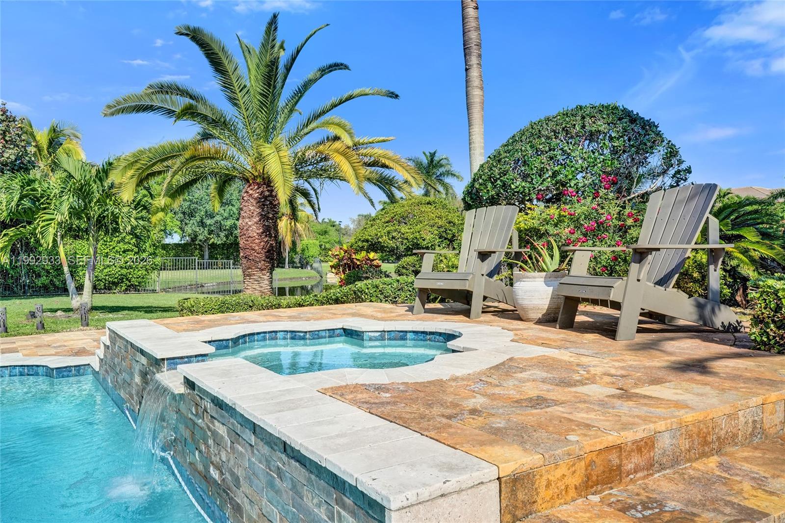 RIVERSTONE - Residential