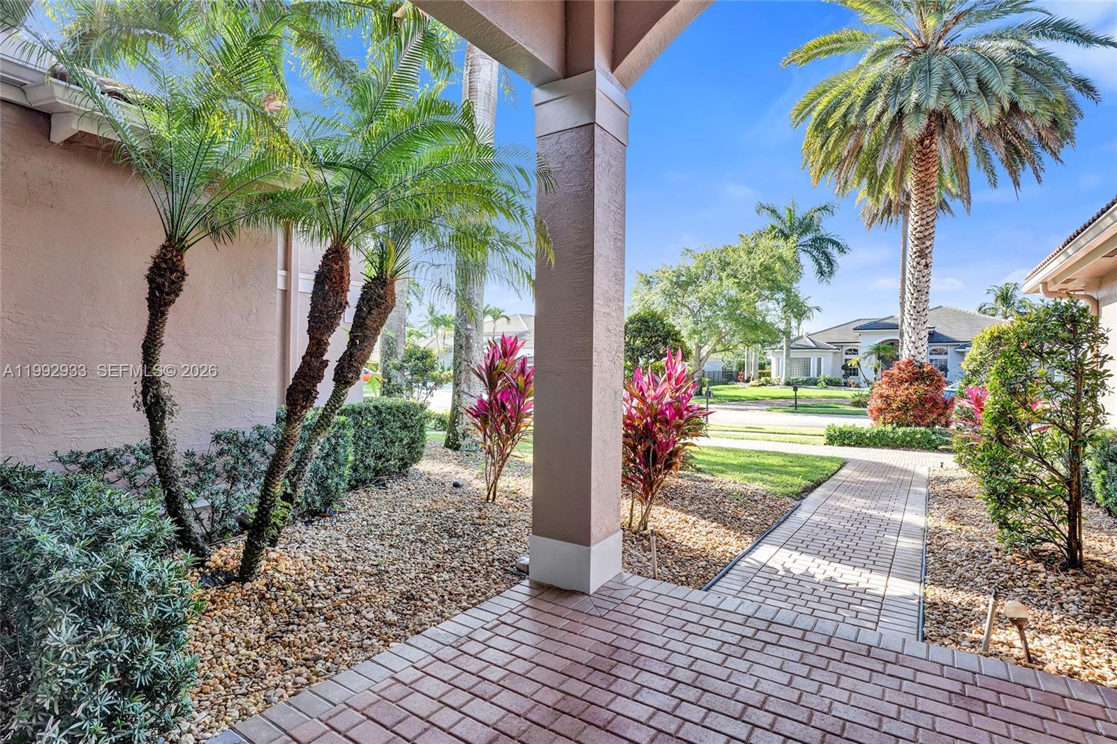 RIVERSTONE - Residential