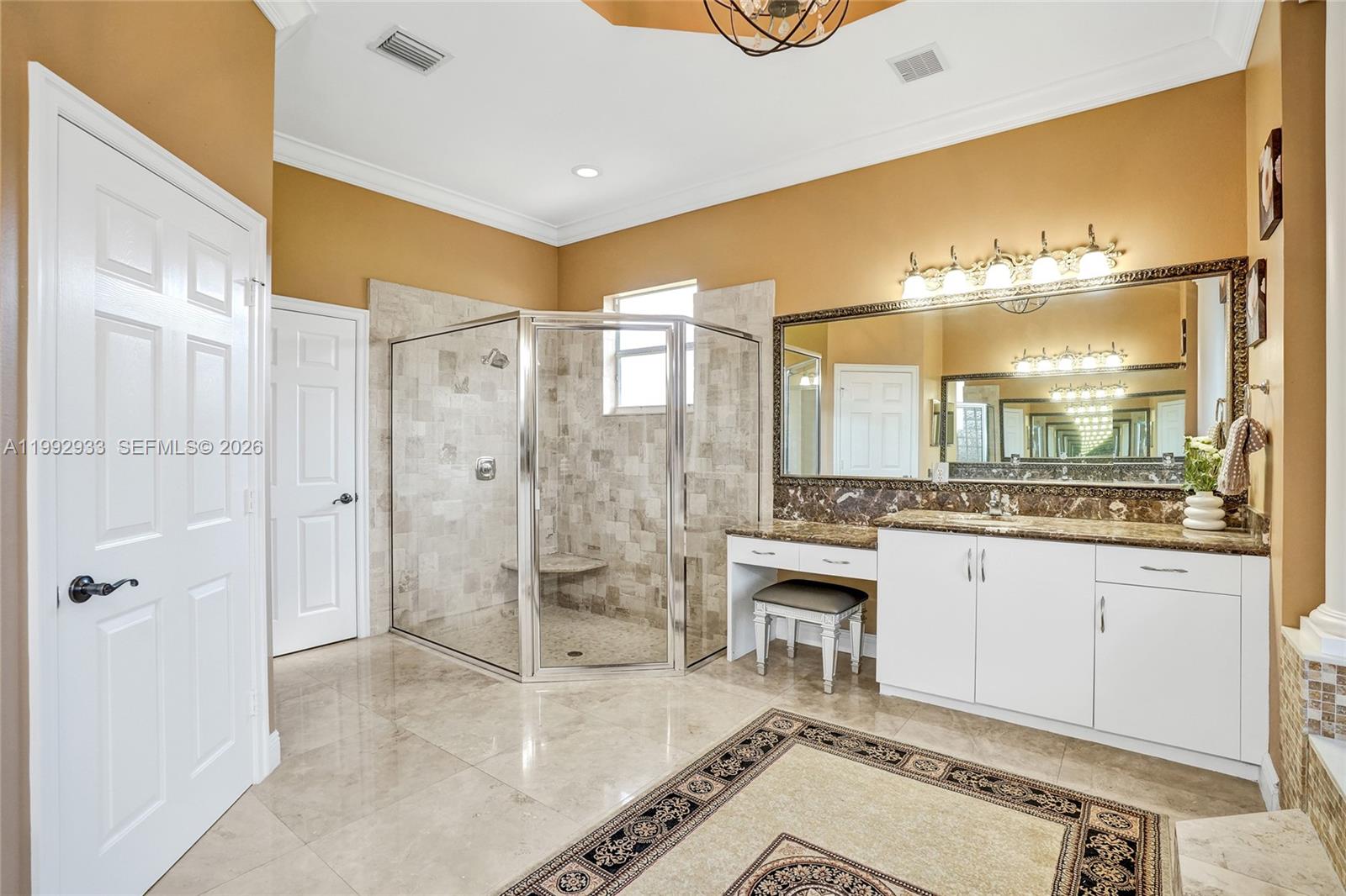 RIVERSTONE - Residential