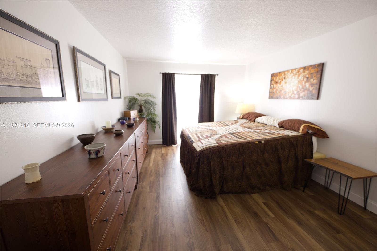 INVERWOOD CONDO - Residential