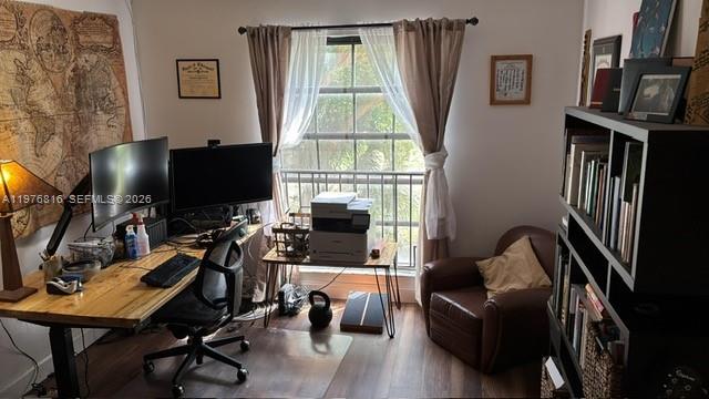 INVERWOOD CONDO - Residential