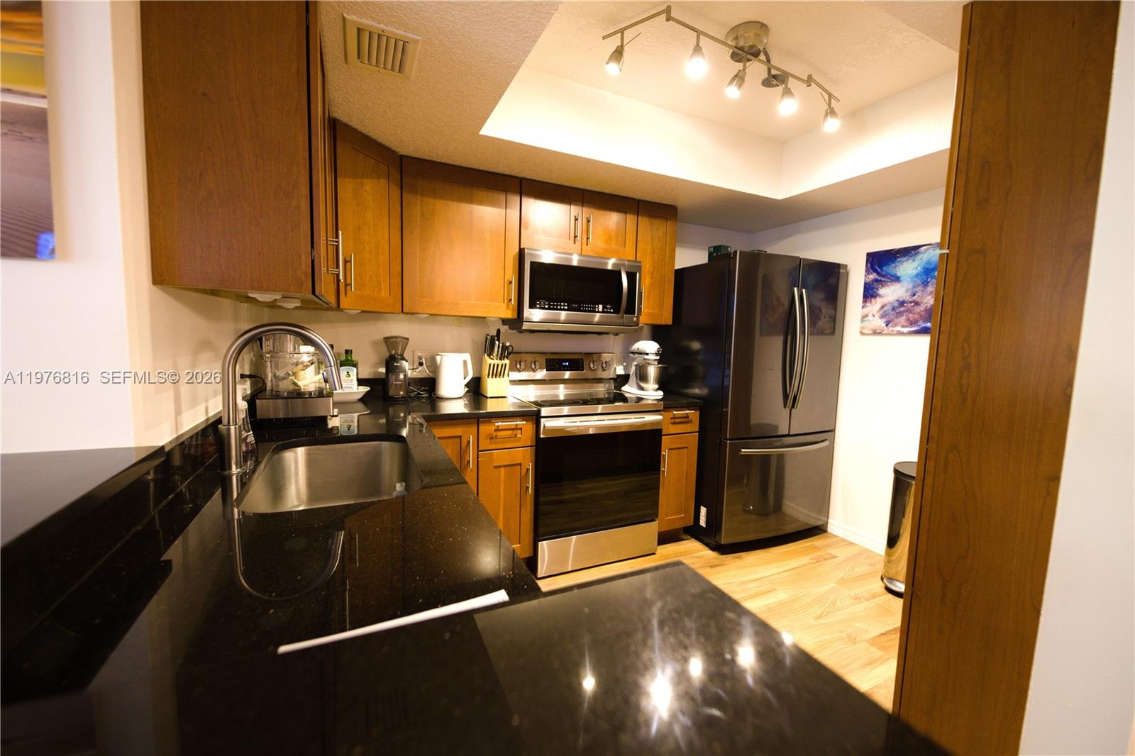 INVERWOOD CONDO - Residential