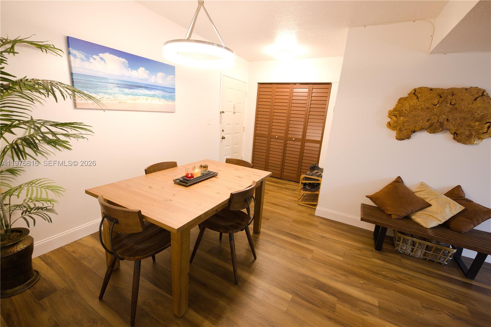 INVERWOOD CONDO - Residential